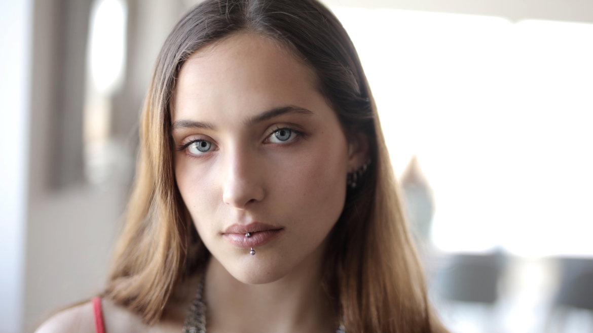 Piercing orali: quali danni causano a denti e gengive? Ecco cosa sapere prima di farli